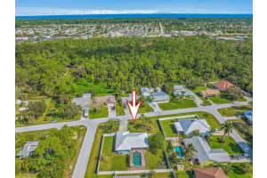 8766 SE Longview Drive, Hobe Sound, FL 33455 Sold 09/15/23