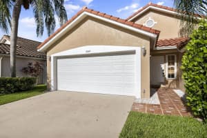 2649  Fairway Cove Court, Wellington, FL 33414 Sold 08/18/23