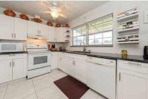 541  Sandpiper Cir Lane   541, Delray Beach, FL 33445 Sold 10/04/23
