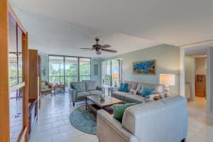 5390  Woodland Lakes Drive   301, Palm Beach Gardens, FL 33418 Sold 09/29/23