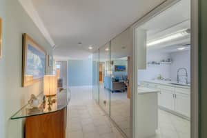 5390  Woodland Lakes Drive   301, Palm Beach Gardens, FL 33418 Sold 09/29/23