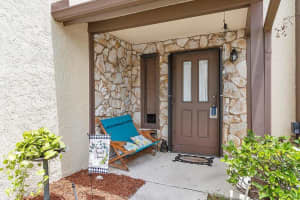 1001  Raintree Lane, Palm Beach Gardens, FL 33410 Sold 09/22/23