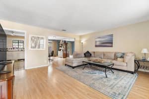1001  Raintree Lane, Palm Beach Gardens, FL 33410 Sold 09/22/23