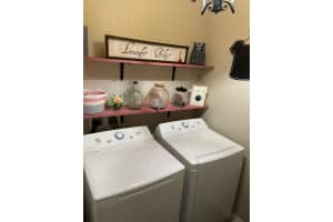 2318 Sequoia Way, Davenport, FL 33896, Sold 10/26/23