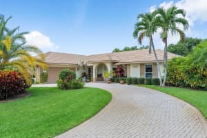 11859 N Lake Drive, Boynton Beach, FL 33436 Sold 08/31/23