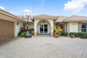 11859 N Lake Drive, Boynton Beach, FL 33436 Sold 08/31/23