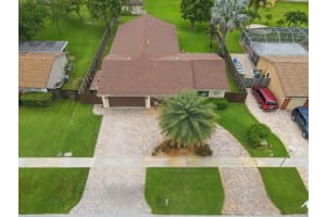 19379  Delaware Circle, Boca Raton, FL 33434 Sold 09/15/23