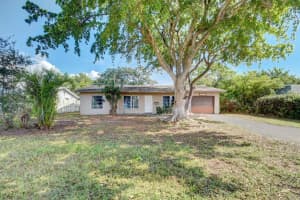 521  Curlew Road, Delray Beach, FL 33444 Sold 08/16/23