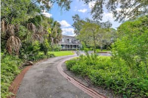 5373  Point Lane  E, Jupiter, FL 33458 Sold 09/15/23