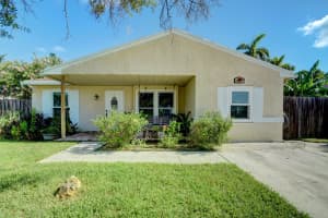 10577  Fascination Lane, Royal Palm Beach, FL 33411 Sold 08/28/23