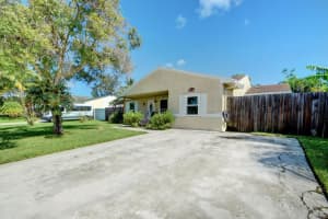10577  Fascination Lane, Royal Palm Beach, FL 33411 Sold 08/28/23