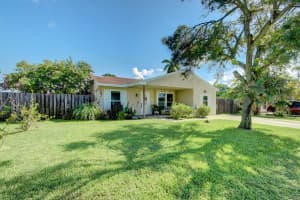 10577  Fascination Lane, Royal Palm Beach, FL 33411 Sold 08/28/23