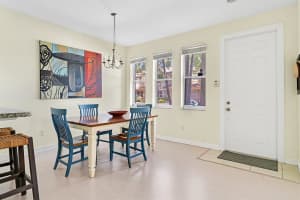 699  Corte Madera Lane   2, West Palm Beach, FL 33401 Sold 10/04/23