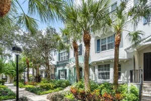 329 W Mallory Circle, Delray Beach, FL 33483 Sold 08/18/23
