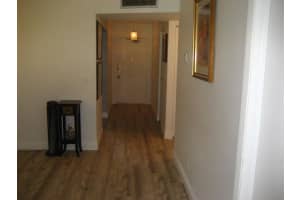 26  Abbey Lane   301, Delray Beach, FL 33446 Sold 09/07/23