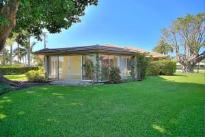 137  Clubhouse Boulevard, Atlantis, FL 33462 Sold 10/06/23