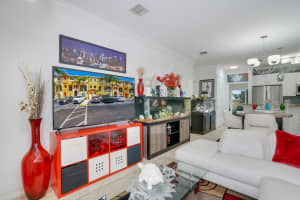 111 NW 2 Nd Avenue   8, Hallandale Beach, FL 33009 Sold 09/07/23