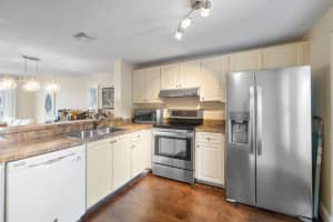 1074  Jeffery Street, Boca Raton, FL 33487 Sold 08/09/23