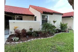9  Columbia Court, Deerfield Beach, FL 33442 Sold 09/01/23