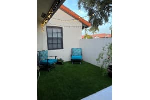 9  Columbia Court, Deerfield Beach, FL 33442 Sold 09/01/23