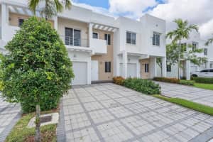 7159 NW 102nd Place, Doral, FL 33178 Sold 08/31/23