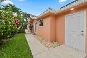 4253  Royal Oak Drive, Palm Beach Gardens, FL 33410 Sold 08/24/23