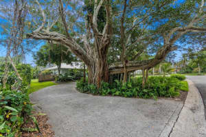 40 N River Road, Sewalls Point, FL 34996 Sold 09/22/23