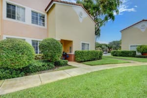 103  Yacht Club Way   101, Hypoluxo, FL 33462 Sold 09/18/23