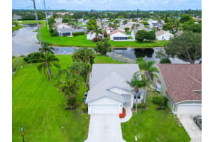 64  Paxford Lane, Boynton Beach, FL 33426 Sold 09/07/23