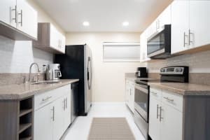 2562 N Garden Drive   109, Lake Worth Beach, FL 33461 Sold 09/15/23