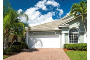 511 NW Red Pine Way, Jensen Beach, FL 34957 Sold 08/31/23