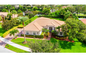 353 SE Ethan Terrace, Stuart, FL 34997 Sold 10/12/23