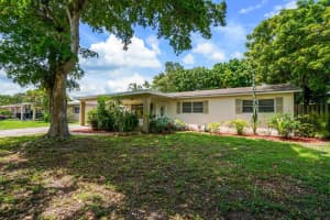 361 NW 38th Place, Deerfield Beach, FL 33064 Sold 11/17/23