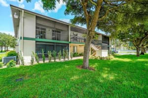 6392  Chasewood Drive   G, Jupiter, FL 33458 Sold 09/01/23