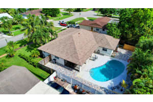 5007  Woodstone Circle  N, Lake Worth Beach, FL 33463 Sold 08/25/23