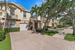 313  Salinas Drive, Palm Beach Gardens, FL 33410 Sold 10/03/23