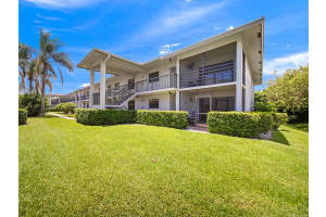 1200 SE Parkview Place   F5, Stuart, FL 34994 Sold 09/07/23