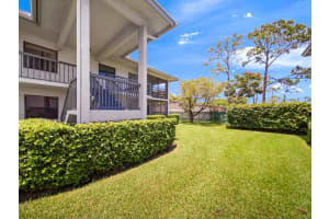 1200 SE Parkview Place   F5, Stuart, FL 34994 Sold 09/07/23