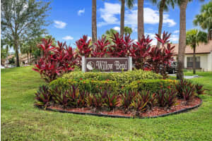 7855  Willow Spring Drive   725, Lake Worth Beach, FL 33467 Sold 09/14/23