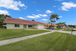 6040  Sunberry Circle, Boynton Beach, FL 33437 Sold 08/31/23