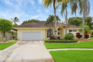 9061  Cypress Hollow Drive, Palm Beach Gardens, FL 33418 Sold 11/07/23