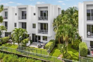 1771 NW 40th Drive, Boca Raton, FL 33431 Sold 09/20/23