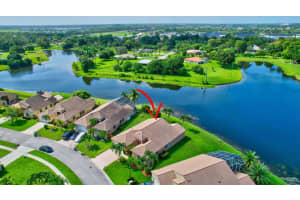 9224  Cove Point Circle, Boynton Beach, FL 33472 Sold 10/05/23