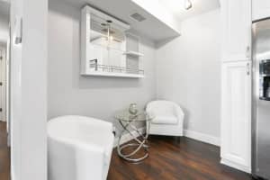 1005  Green Pine Boulevard   E2, West Palm Beach, FL 33409 Sold 09/19/23