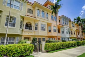 2528  Gardens Parkway, Palm Beach Gardens, FL 33410 Sold 04/08/24