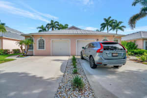 10725  Pelican Drive, Wellington, FL 33414 Sold 08/10/23