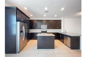 11528 SW 14th Street, Pembroke Pines, FL 33025 Sold 09/26/23