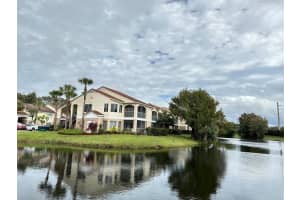 815 W Boynton Beach Boulevard   6-102, Boynton Beach, FL 33426 Sold 10/05/23