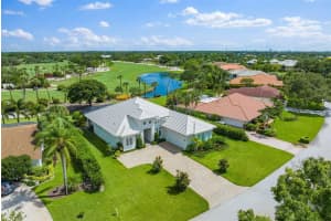 200 SE Turtle Creek Drive, Tequesta, FL 33469 Sold 09/14/23
