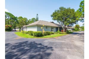 737  Timber Ridge Trail  SW, Vero Beach, FL 32962 Sold 08/25/23